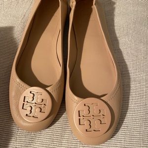 New Tory Burch women’s Minnie ballet flats